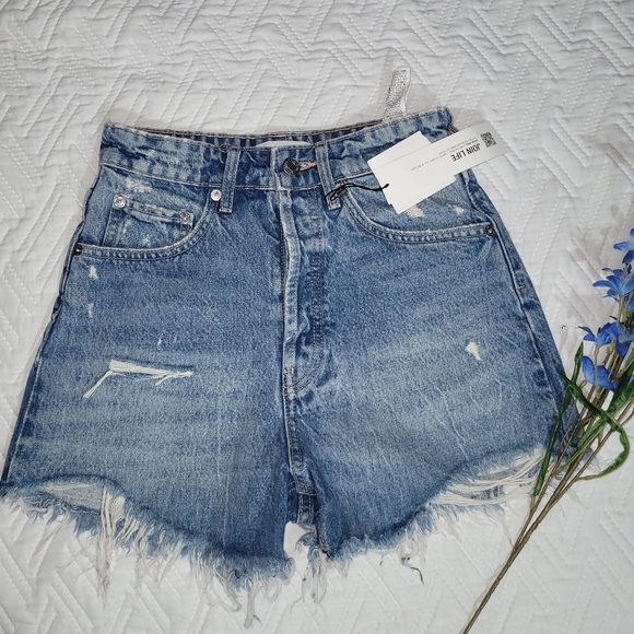 Zara Pants - Zara Size 2  Blue Jean Shorts Distressed High-Waisted. New.